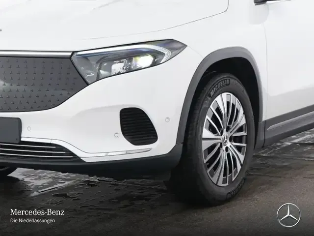 Mercedes-Benz EQA 300