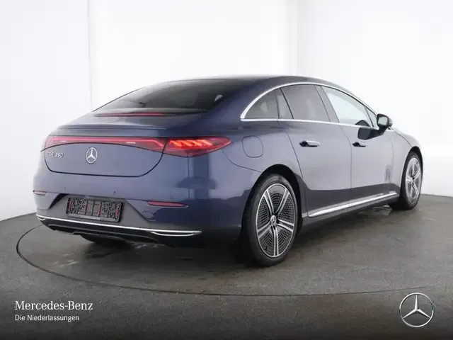 Mercedes-Benz EQE 350