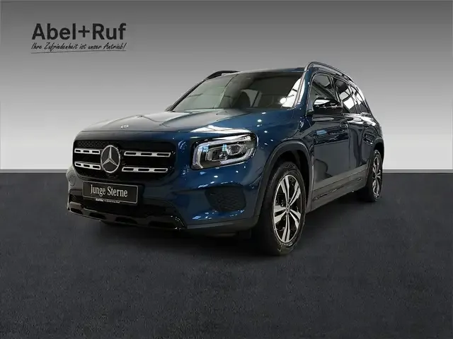 Mercedes-Benz GLB 250