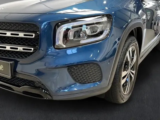 Mercedes-Benz GLB 250