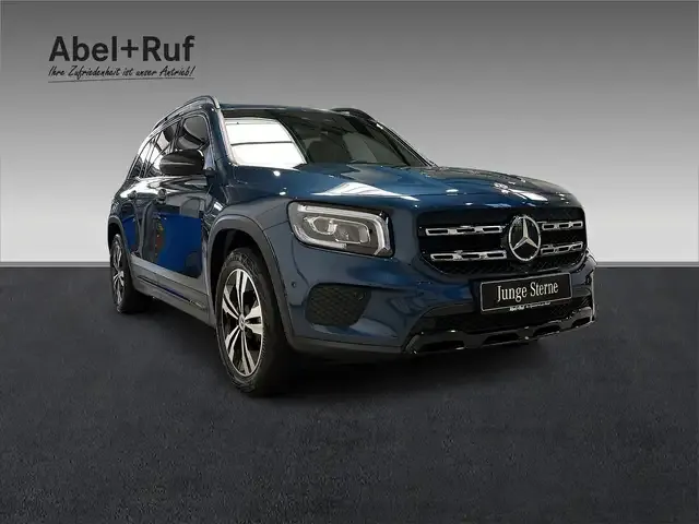 Mercedes-Benz GLB 250