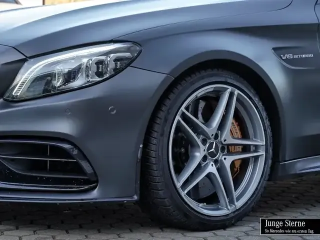Mercedes-Benz C 63 AMG