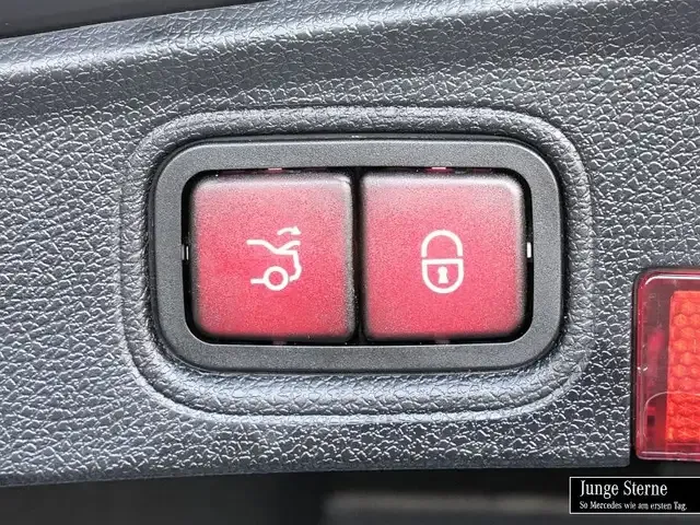 Mercedes-Benz C 63 AMG