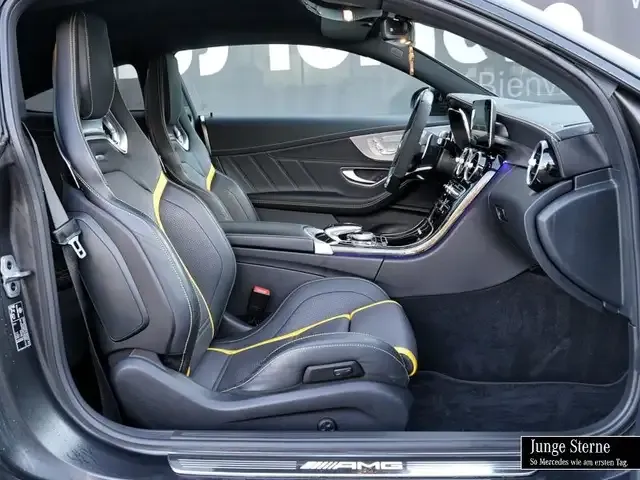 Mercedes-Benz C 63 AMG