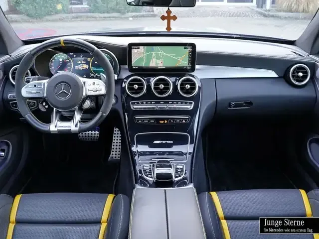 Mercedes-Benz C 63 AMG