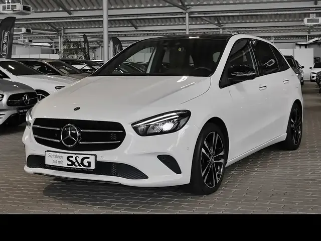 Mercedes-Benz B 220
