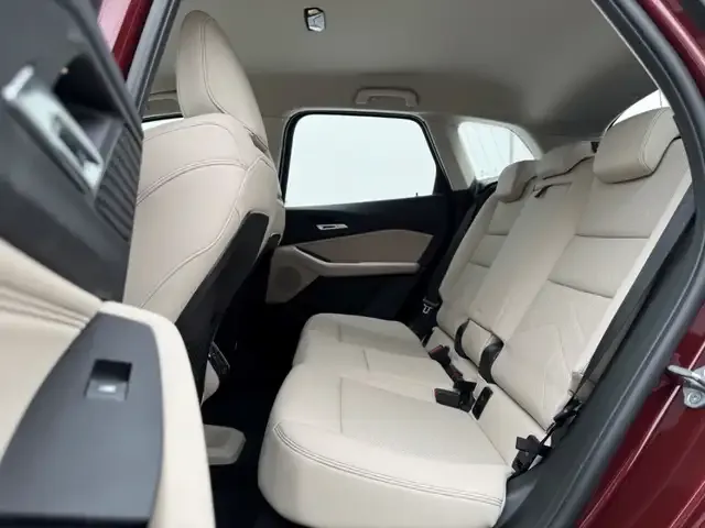 BMW 225