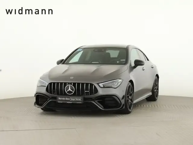 Mercedes-Benz CLA 45 AMG