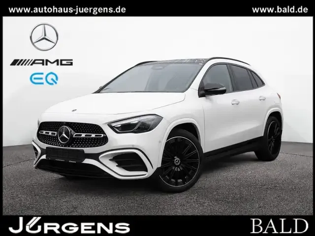 Mercedes-Benz GLA 220