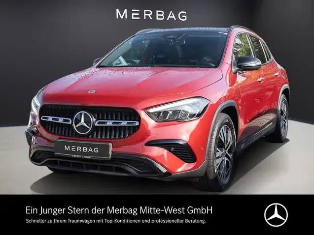 Mercedes-Benz GLA 180