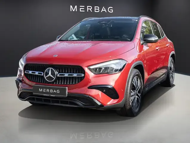 Mercedes-Benz GLA 180