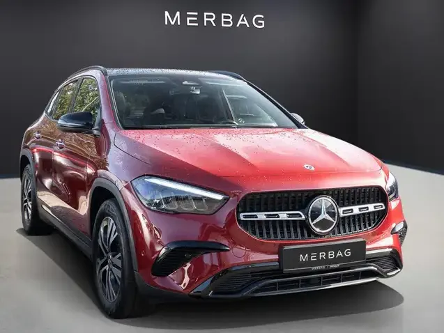 Mercedes-Benz GLA 180