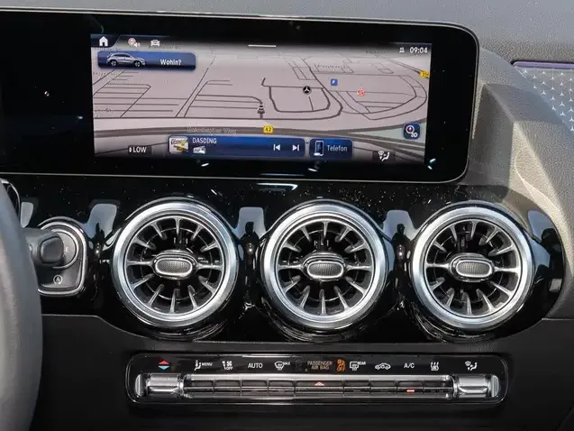 Mercedes-Benz GLA 180