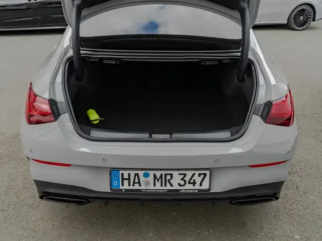 Mercedes-Benz CLA 220