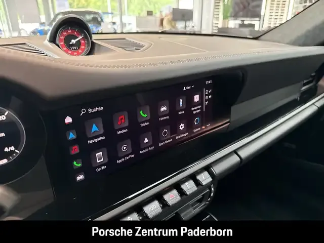 Porsche 992