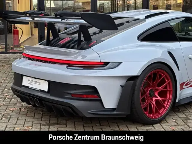 Porsche 992