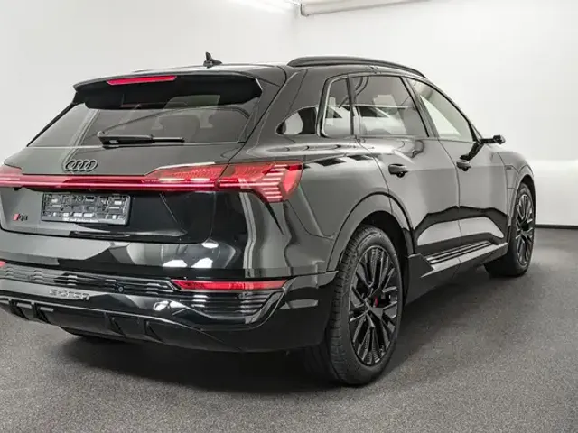 Audi Q8 e-tron