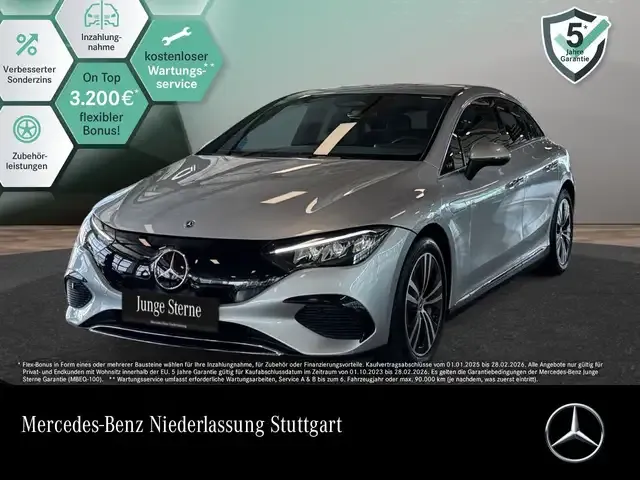 Mercedes-Benz EQE 300