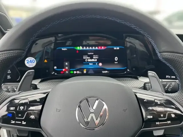 Volkswagen Golf R