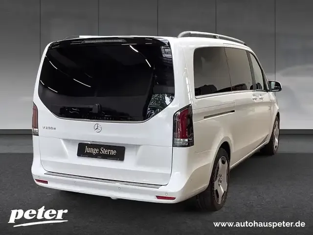 Mercedes-Benz V 250