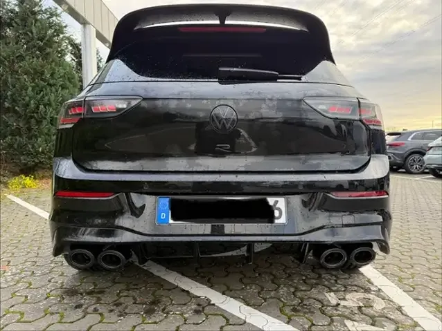 Volkswagen Golf R