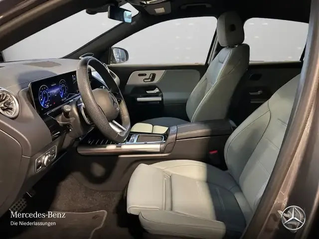 Mercedes-Benz EQA 300