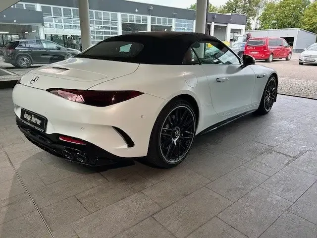 Mercedes-Benz SL 43 AMG
