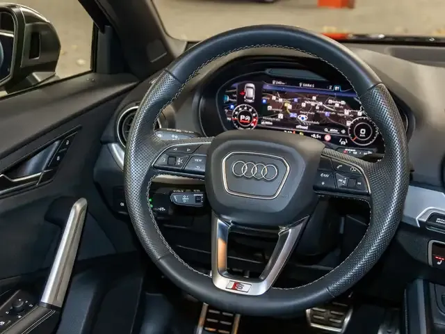 Audi SQ2