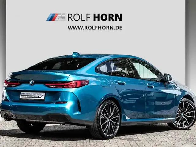 BMW 218