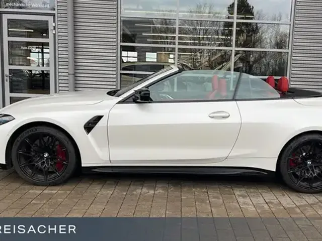 BMW M4