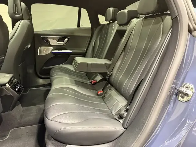 Mercedes-Benz EQE 300