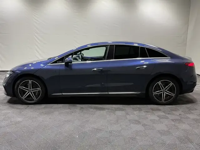 Mercedes-Benz EQE 300