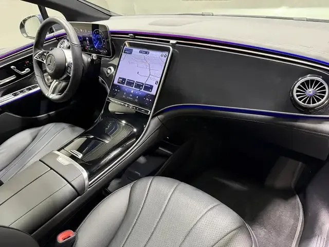 Mercedes-Benz EQE 300