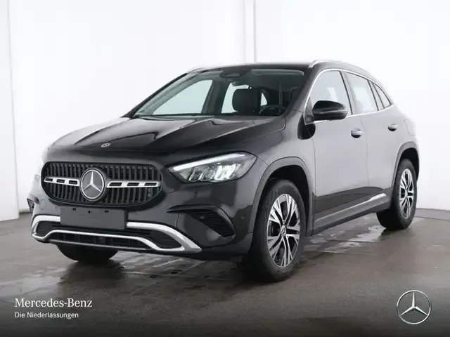 Mercedes-Benz GLA 180