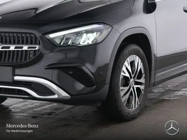 Mercedes-Benz GLA 180