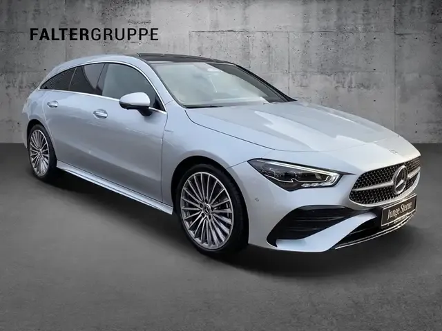 Mercedes-Benz CLA 220