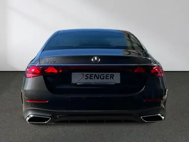 Mercedes-Benz E 200