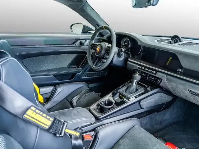 Porsche 992