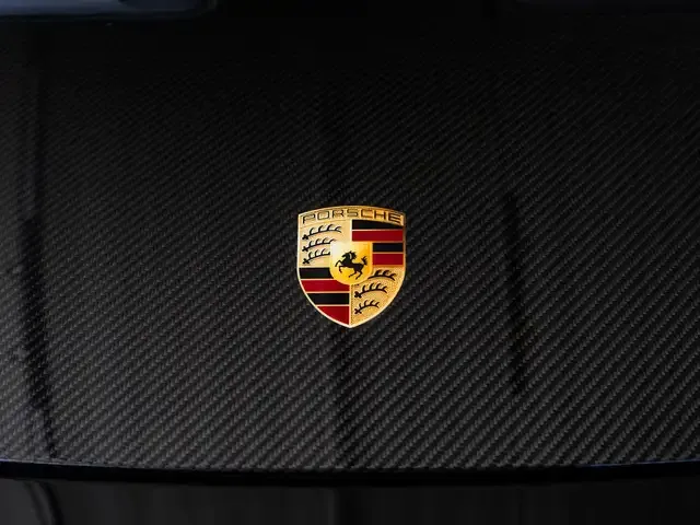 Porsche 992