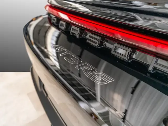 Porsche 992