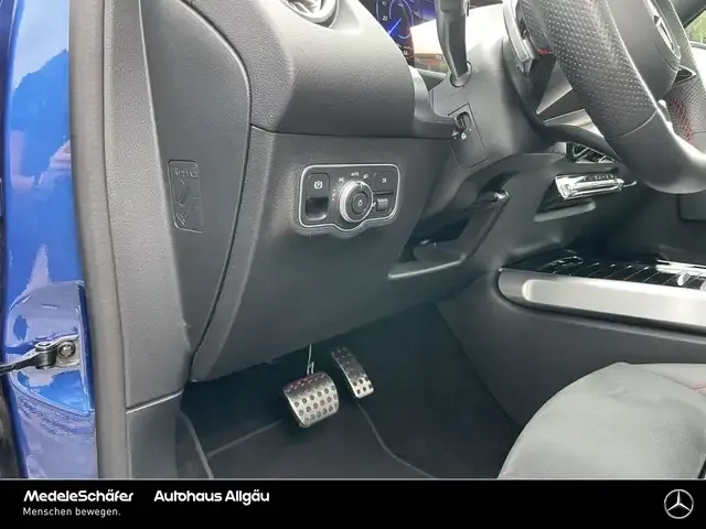 Mercedes-Benz EQB 350