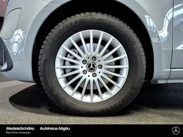 Mercedes-Benz EQV 300