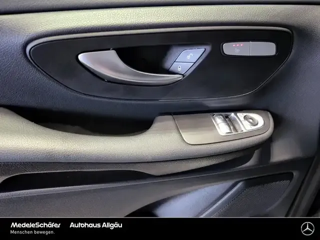 Mercedes-Benz EQV 300