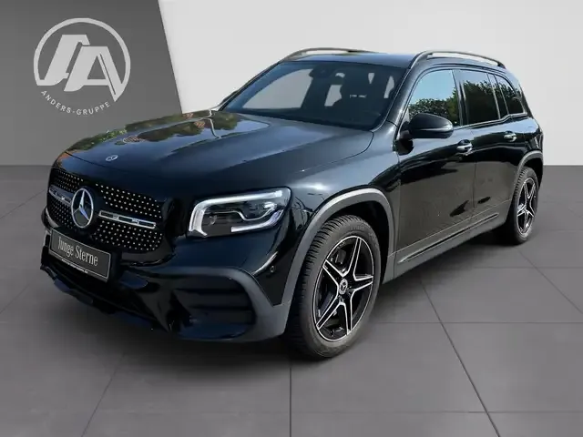 Mercedes-Benz GLB 220