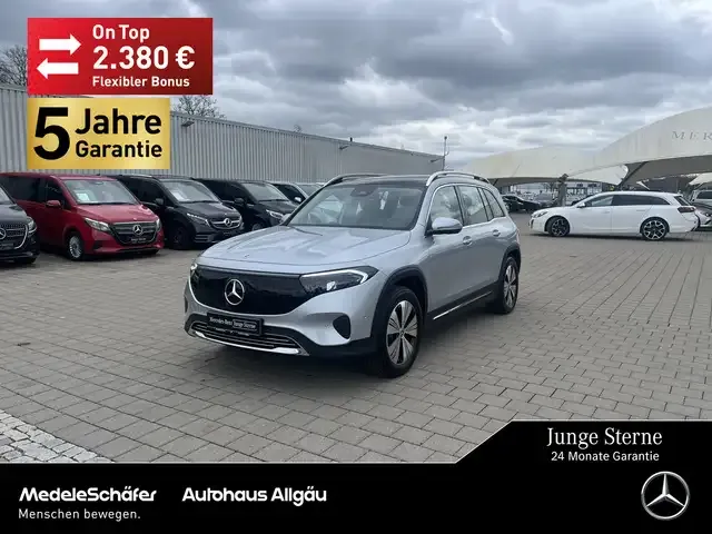 Mercedes-Benz EQB 350