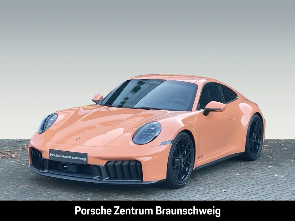 Porsche 992