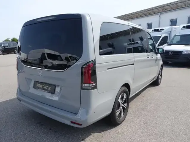 Mercedes-Benz EQV 300