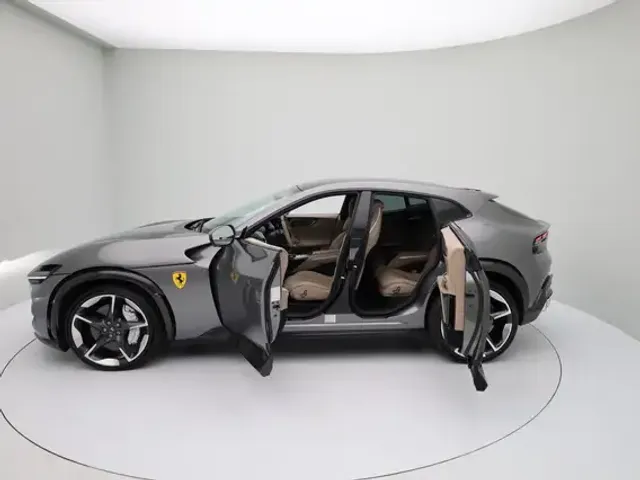 Ferrari Purosangue