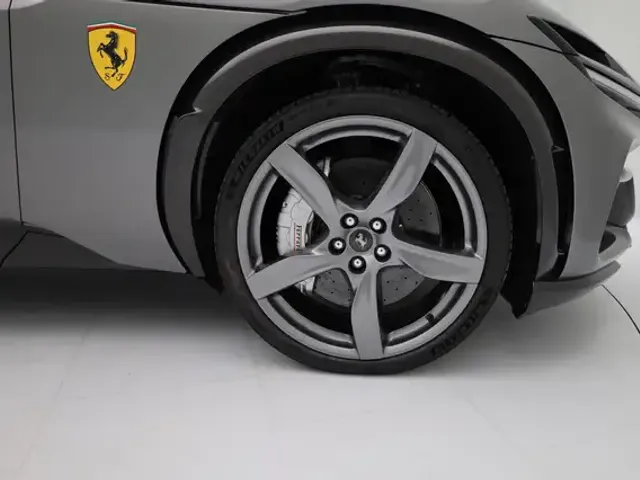 Ferrari Purosangue