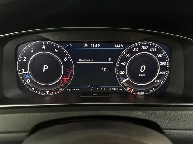 Volkswagen Golf R